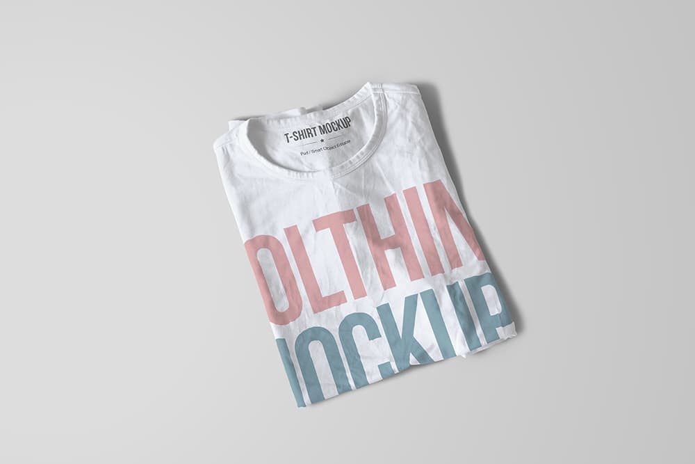 Free Round Neck T-Shirt Mockup (PSD)