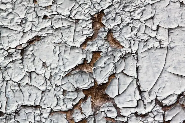 cracked-peeling-plywood